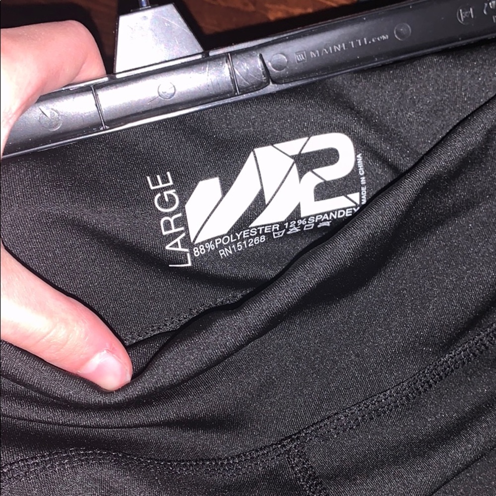 Women’s capri mesh leggings - Picture 5 of 7